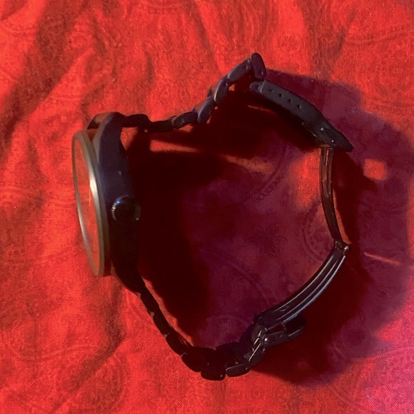 Gold Nixon Sentry SS Watch - Picture 6 of 6